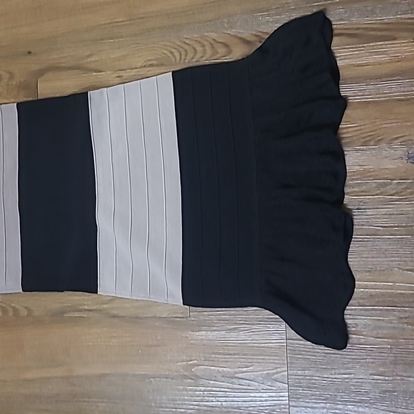 Bebe Black and Beige‎ Striped Dress - Picture 4 of 12